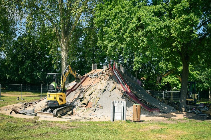 La butte de jeux du Parc Beaulieu va être réaménagée