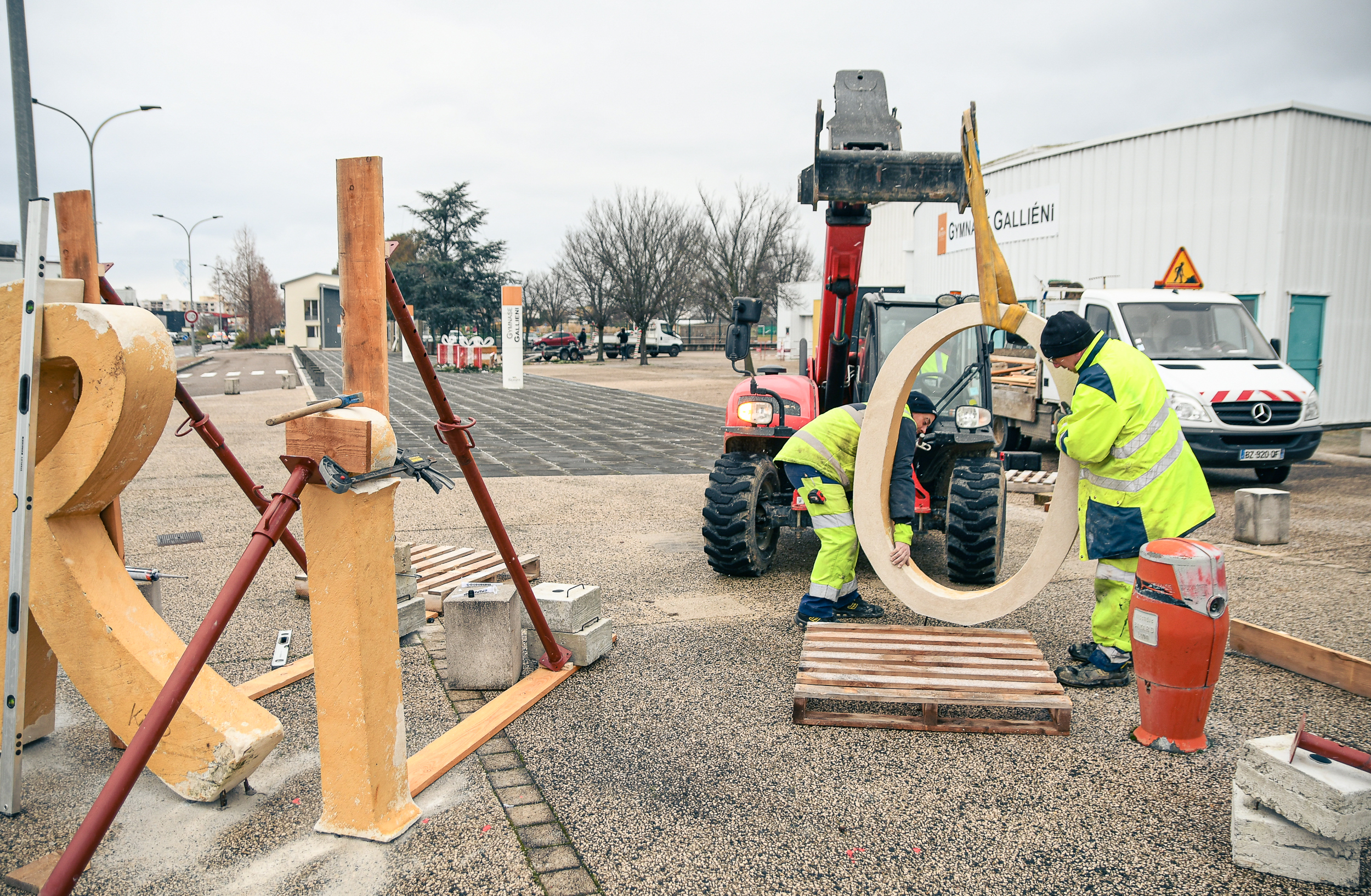 Installation lettres Riorges Anthony Sion Janvier 2024 7