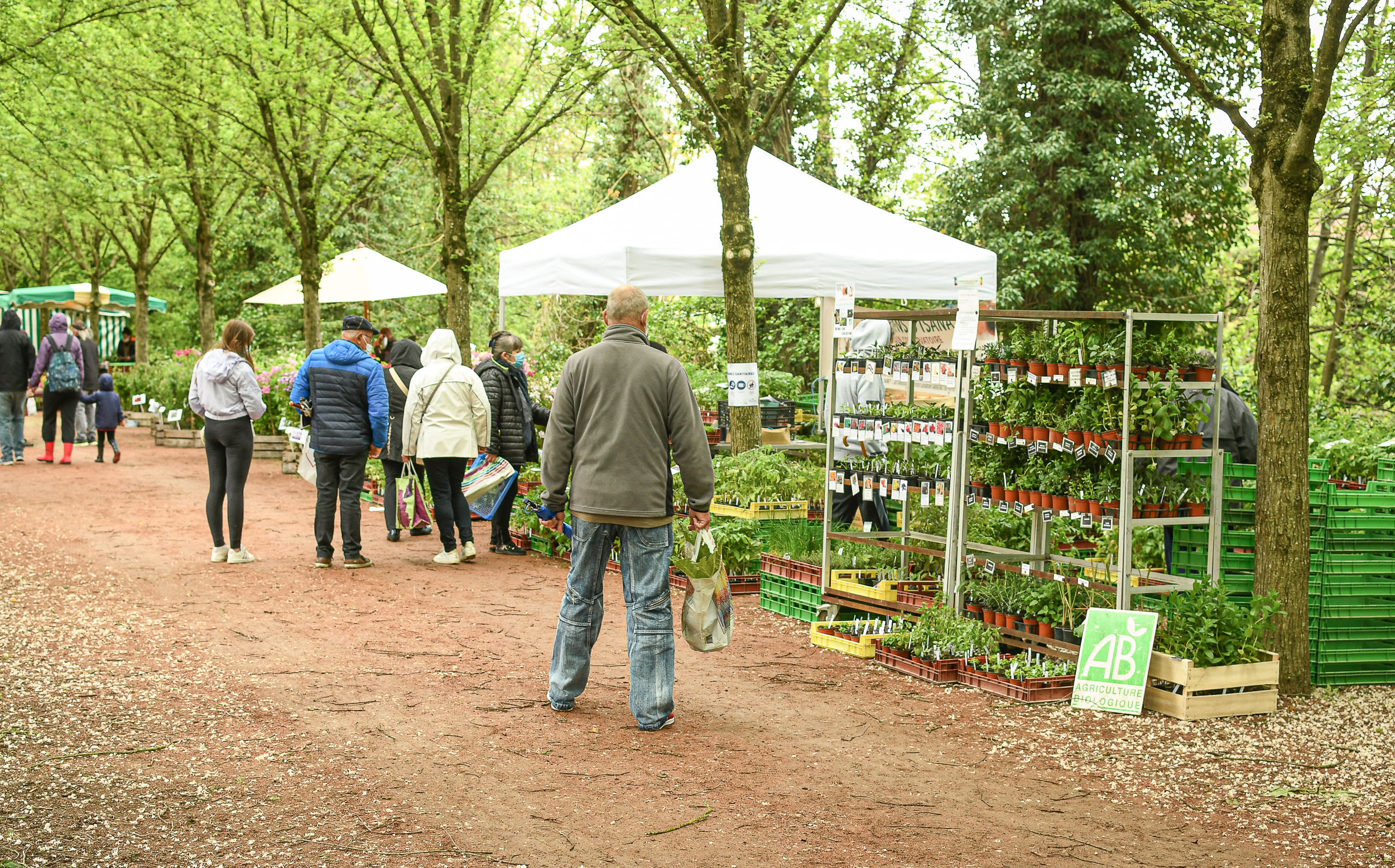 Marché aux fleurs Anthony Sion Ville de Riorges Mai 2021 9
