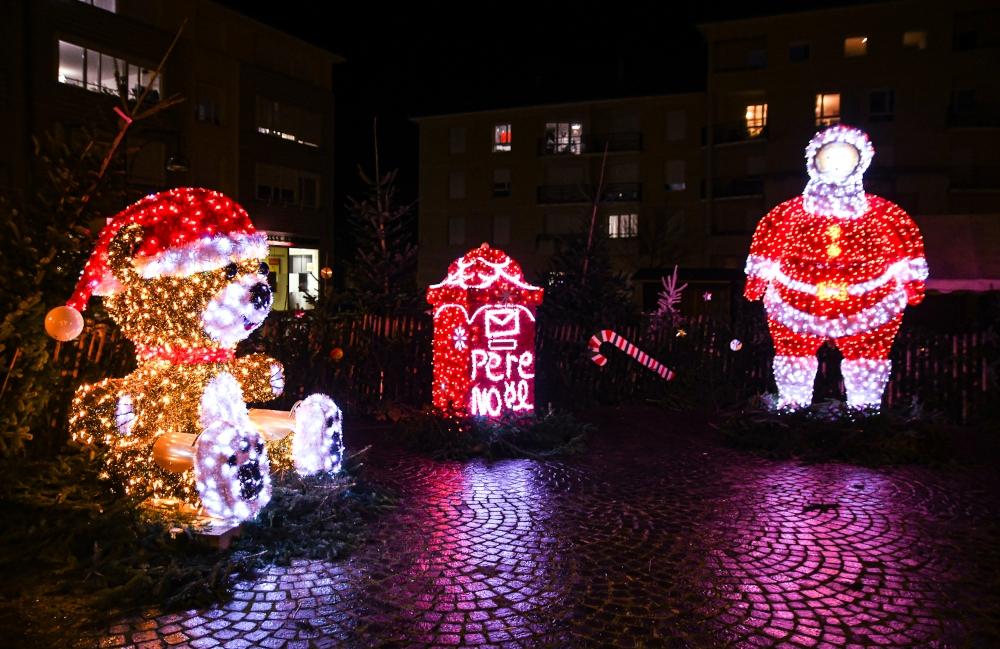 Illuminations--Anthony-Sion---Ville-de-Riorges---Decembre-2021-5