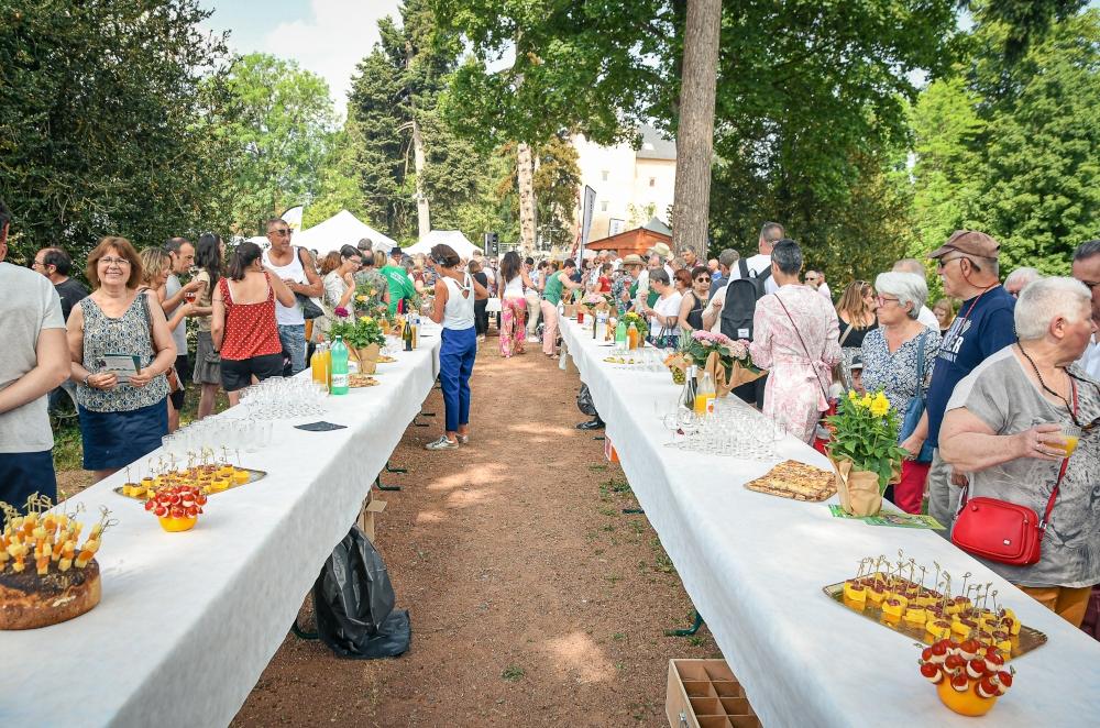 Fete-des-Fleurs---Anthony-Sion---Ville-de-Riorges---mai-2022-104